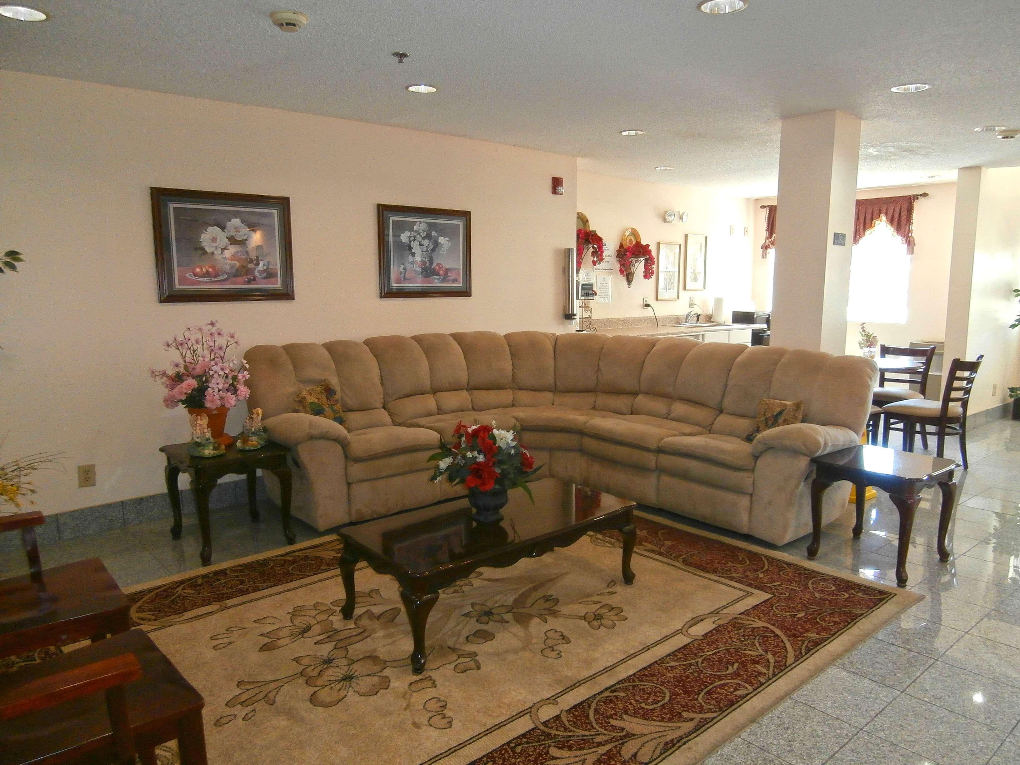 America'S Best Value Inn & Suites-Mcdonough Bagian luar foto